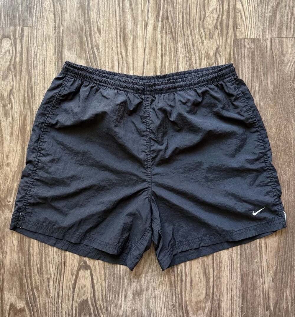 Vintage Nike Men's Black Athletic Shorts Embroidered Swoosh Grey Tag